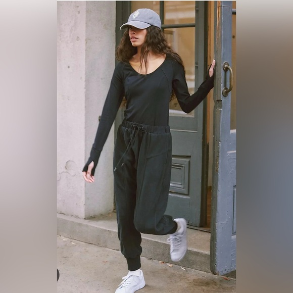 Free People Movement Make it Count Onesie NWOT - Picture 1 of 8